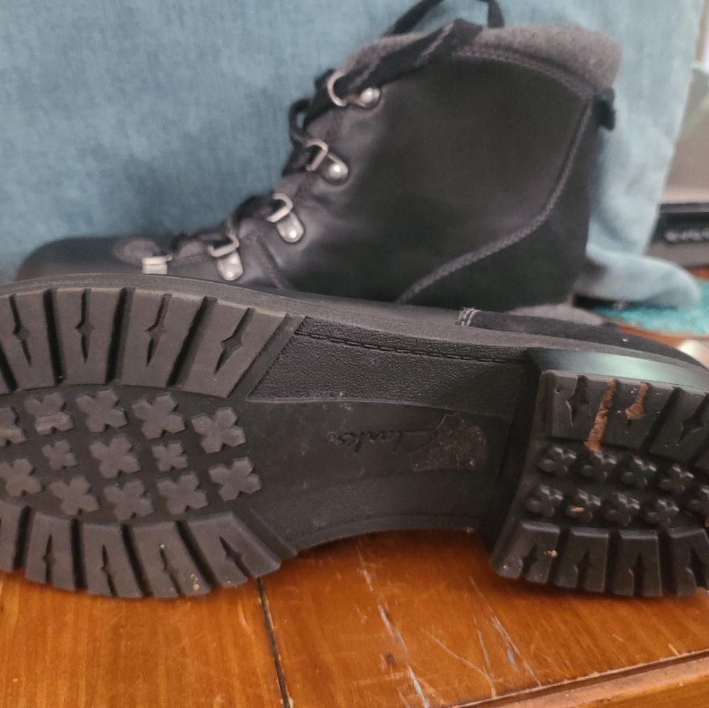 Clark's Collection leather hiking boots